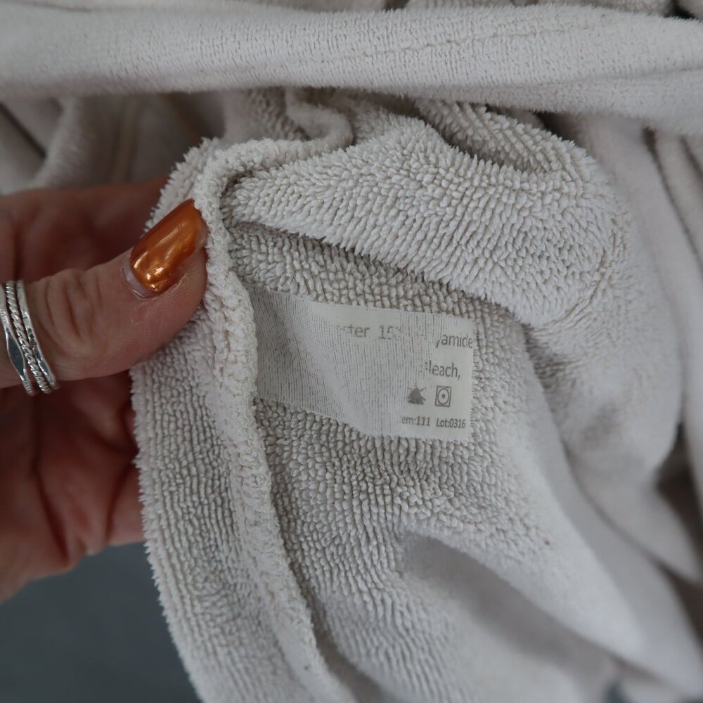 Wrap Up Bathrobe Womens O/S Beige Lounge Wear Travel Preppy Cozycore Relaxed Spa - Picture 4 of 8